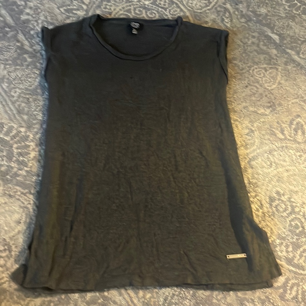 Jones New York long tshirt.